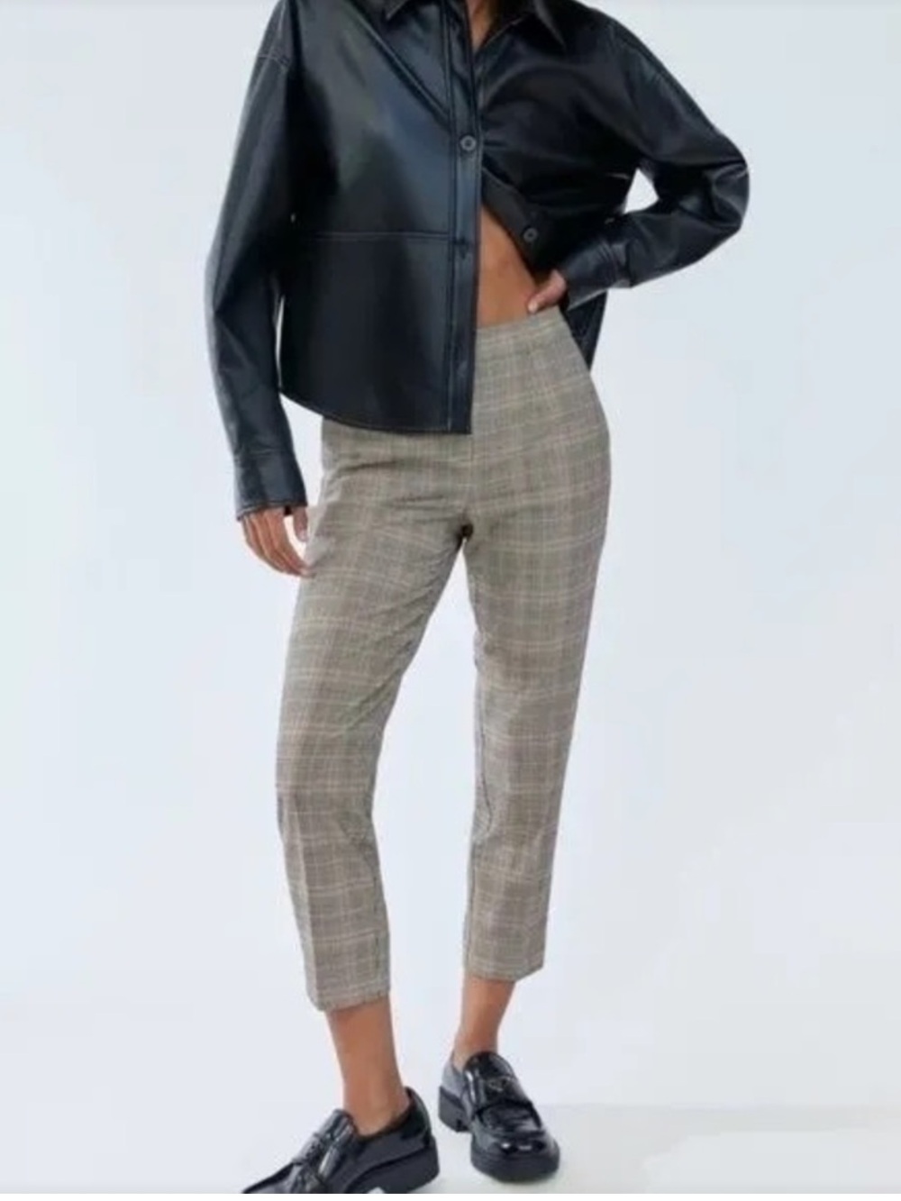 Aritzia Babaton Conan Plaid Pants Pull-on Elastic Back Size 4 Office Work Ankle